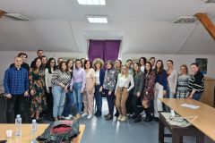 IMG-8e660d19bbc0921da7425870eb24529e-V