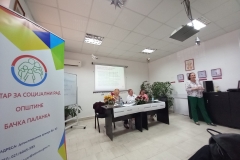 IMG-a0d8ef49c8edc8a72861e27d09f25569-V