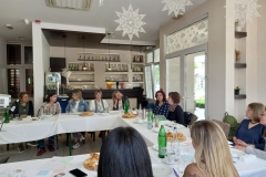 IMG-f87dd64f73081a1e5348115c874b66e5-V